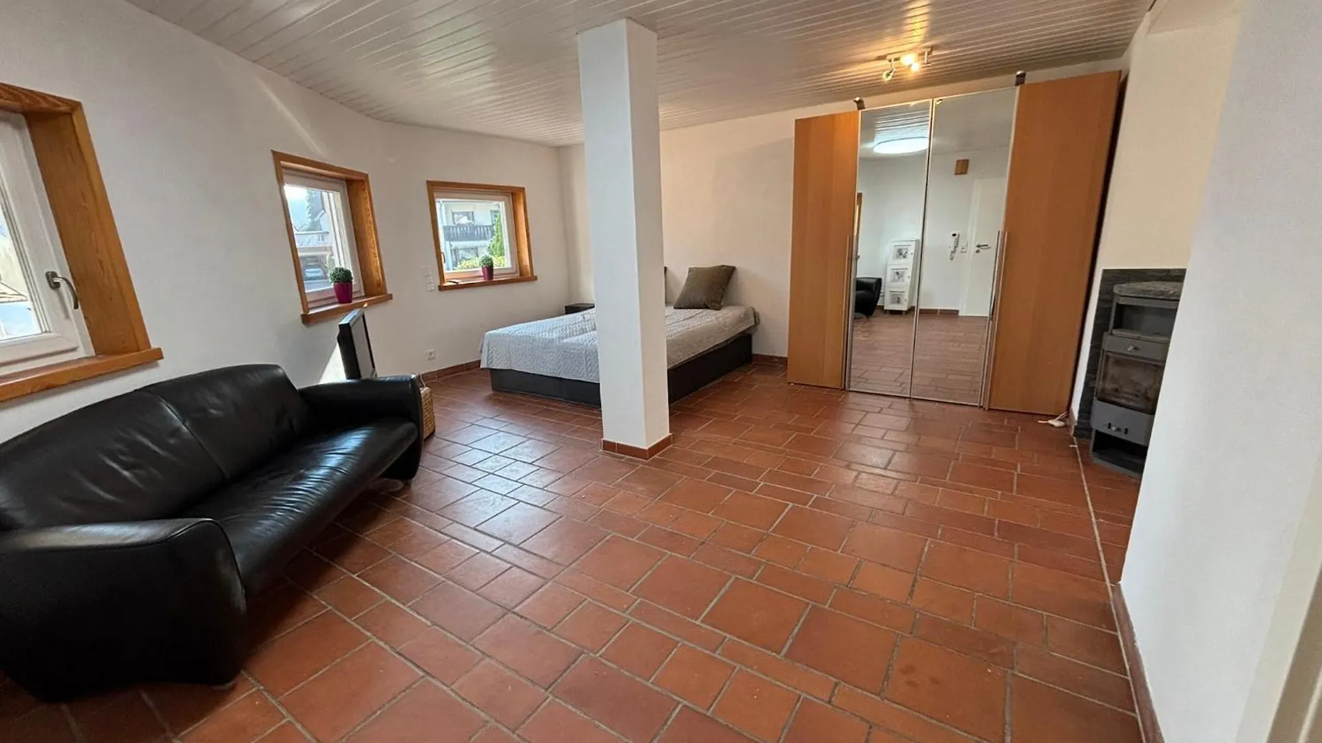 All-In-One Appartment Schollkrippen Daire